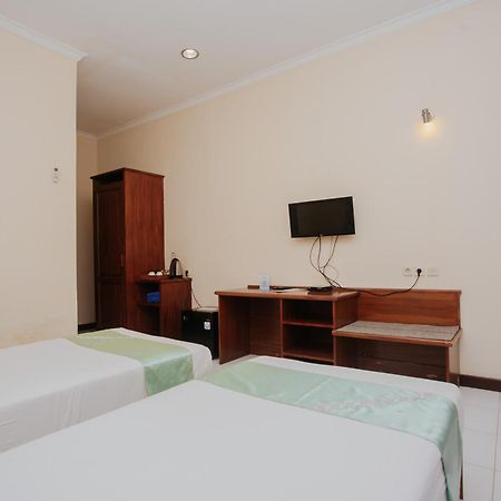 Medana Bay Marina Hotel Paloh ภายนอก รูปภาพ