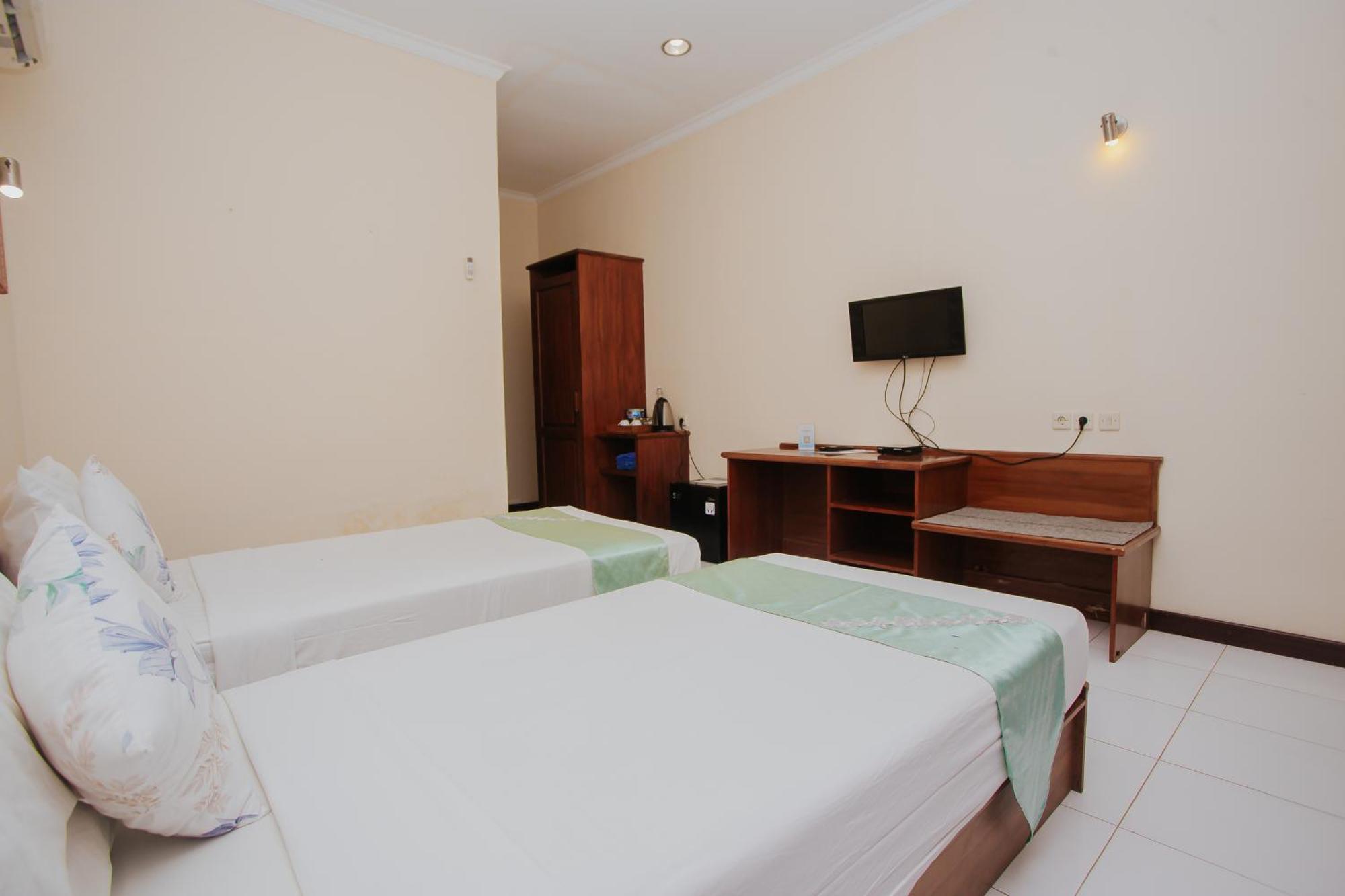 Medana Bay Marina Hotel Paloh ภายนอก รูปภาพ