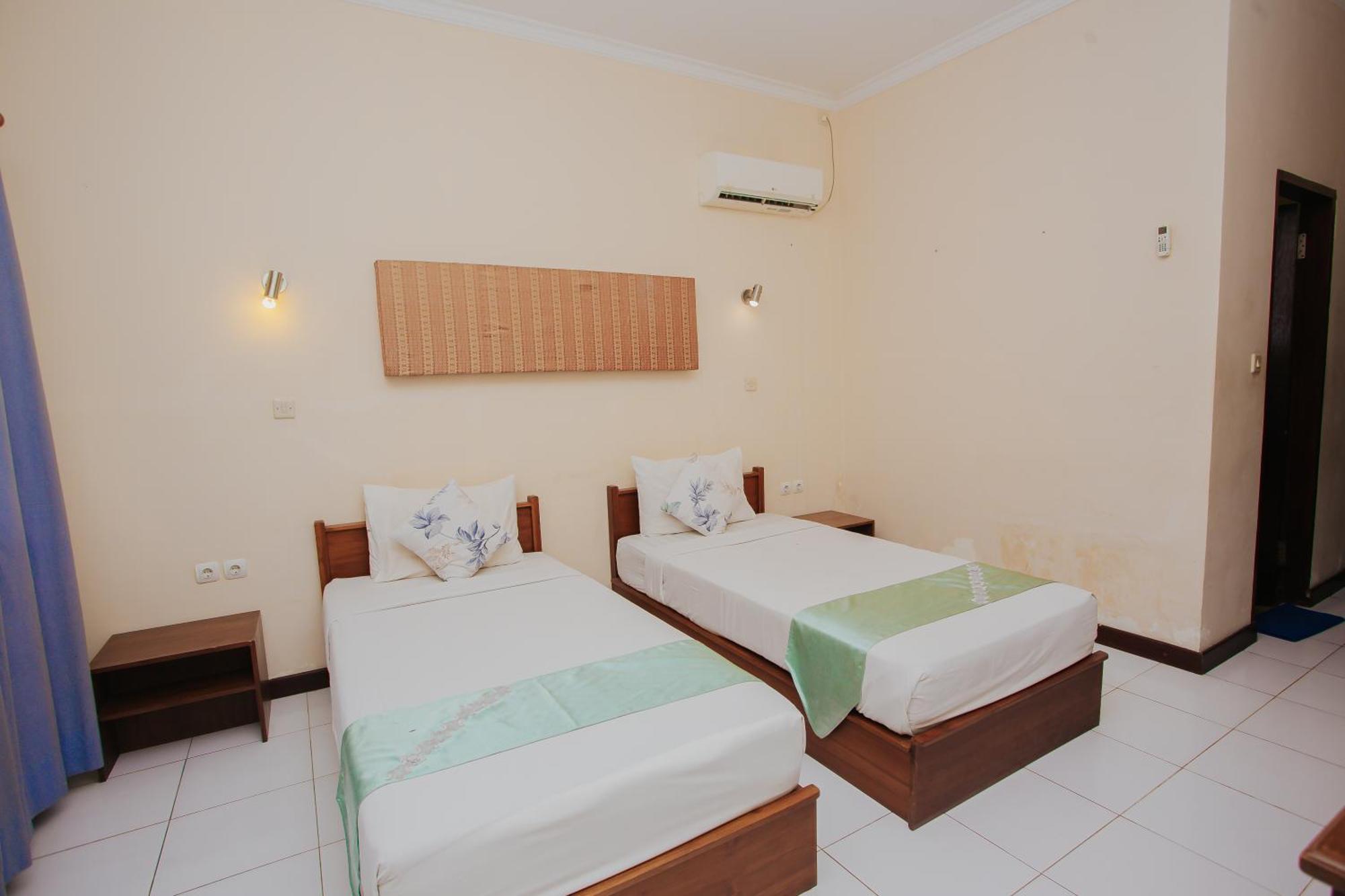 Medana Bay Marina Hotel Paloh ภายนอก รูปภาพ