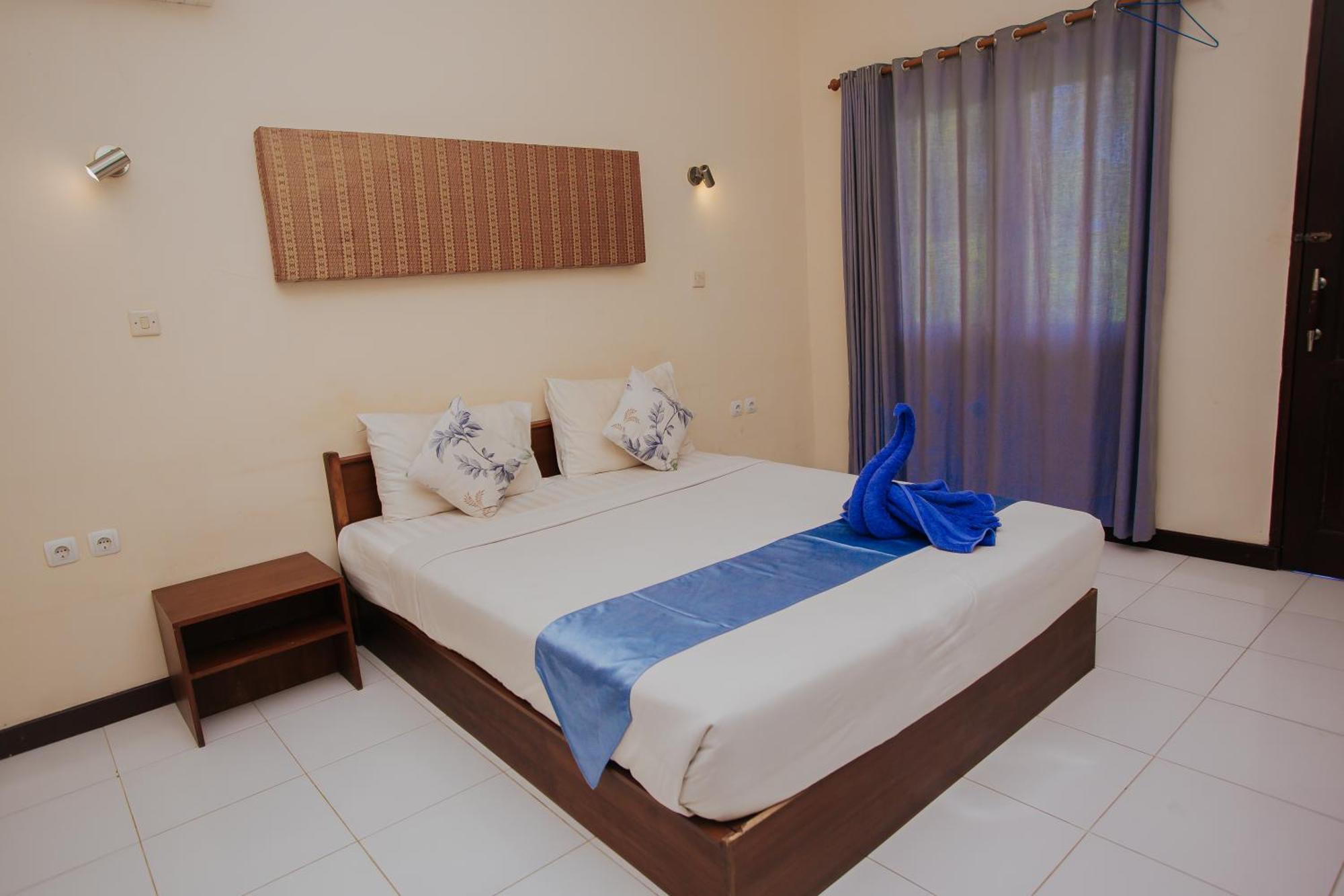 Medana Bay Marina Hotel Paloh ภายนอก รูปภาพ