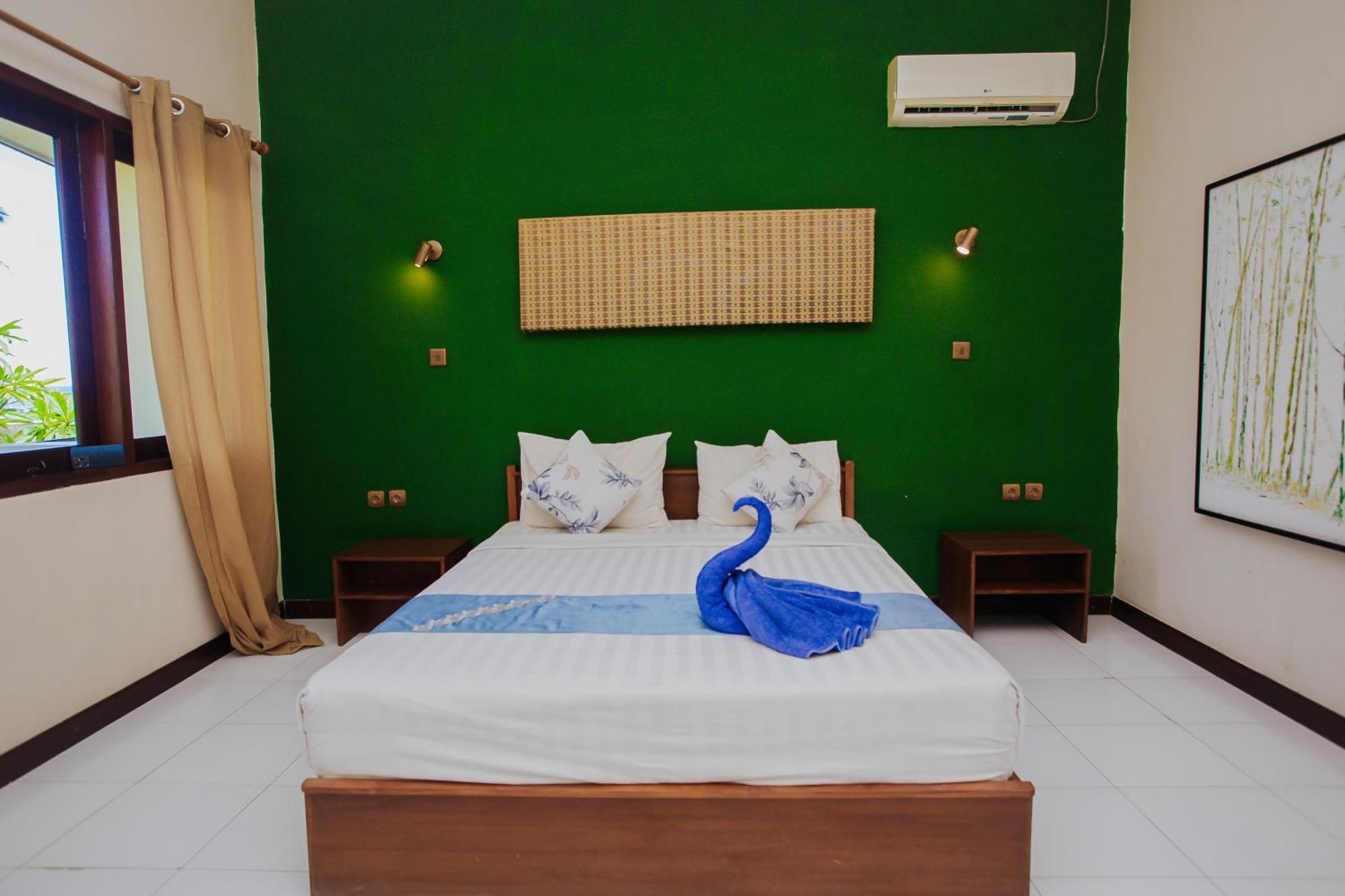 Medana Bay Marina Hotel Paloh ภายนอก รูปภาพ